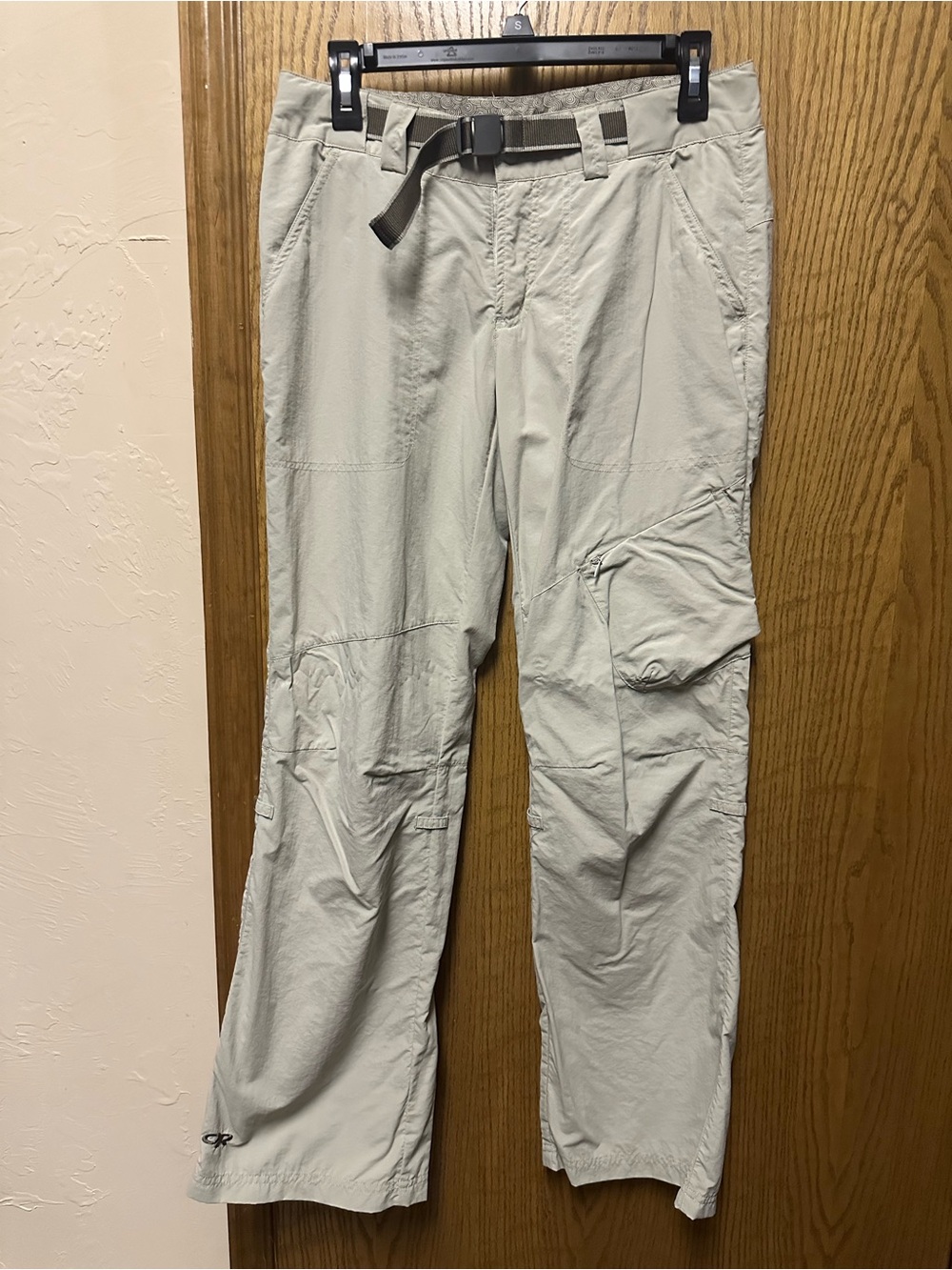 Outdoor Research Women’s Hiking Cargo Pants Khaki Size 6 31” Inseam